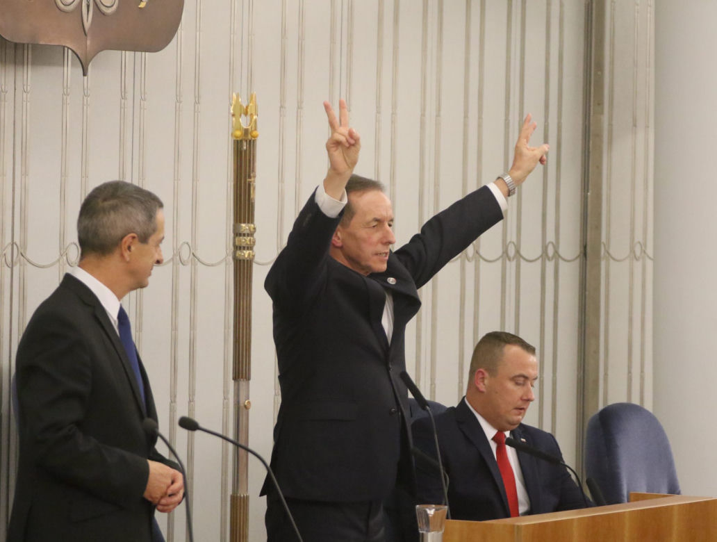 Zmiany w życiu marszałka Senatu Tomasza Grodzkiego. Przesiądzie się z Jaguara do BMW
