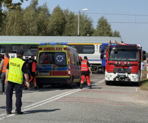 Wstrząsające zdjęcia z katastrofy kolejowej na Mazowszu