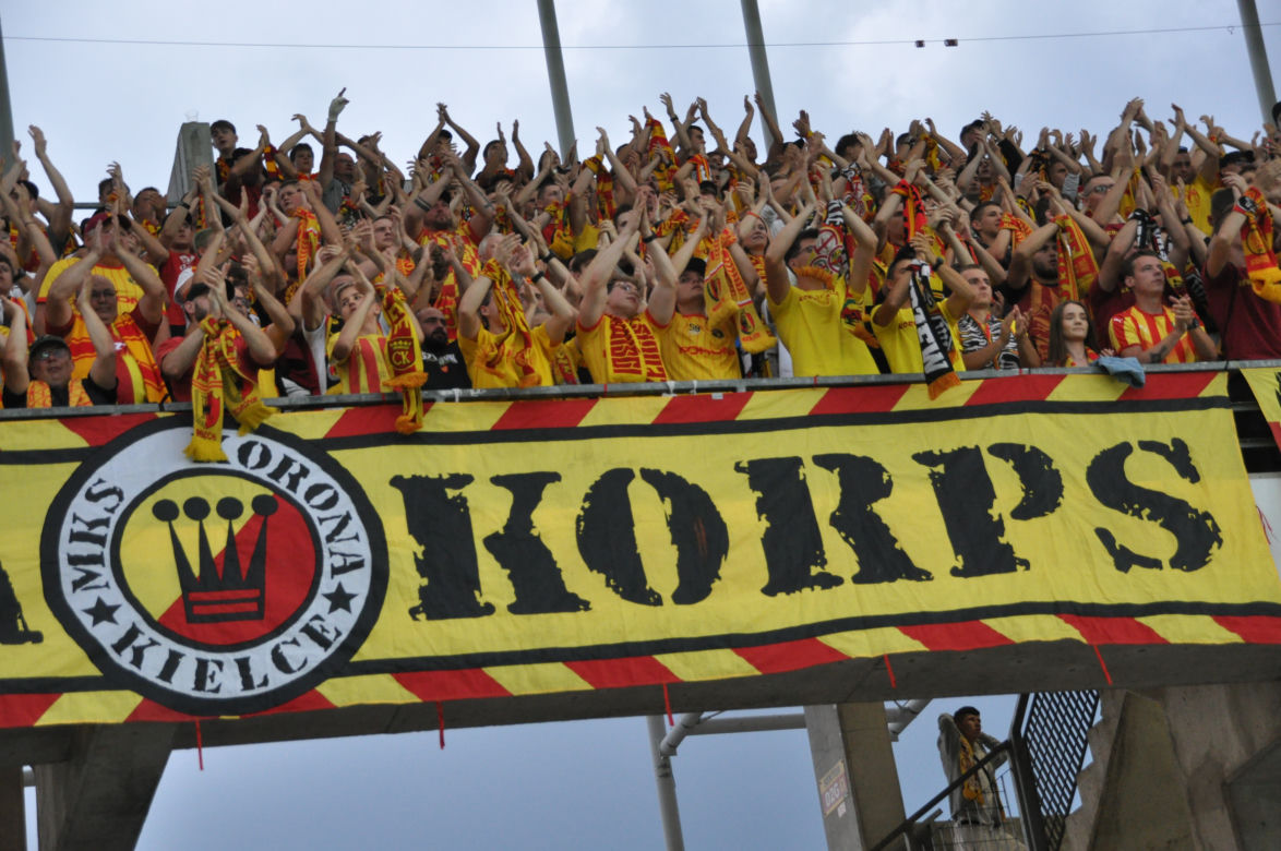 Kibice Korony Kielce na meczu ze Śląskiem Wrocław