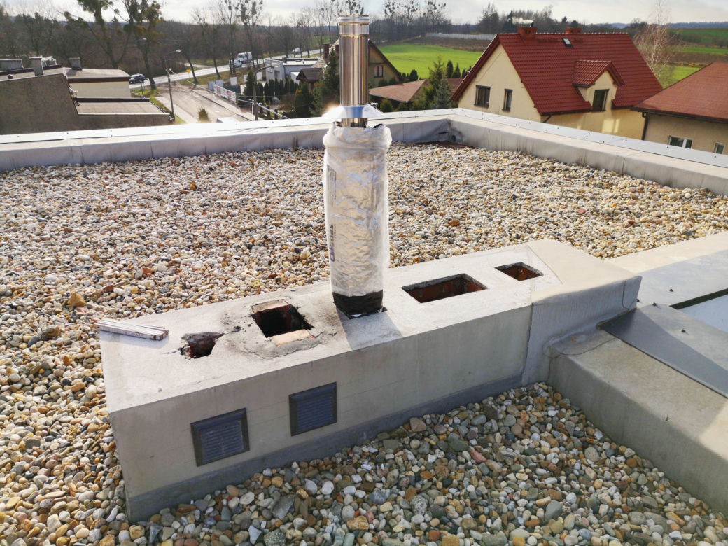 Wzorowa przebudowa starego domu kostki w wersji industrialnej