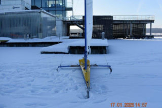 Szok na jeziorze! Bojer staranował ludzi!