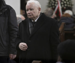 Jarosław Kaczyński na pogrzebie pierwszego naczelnego Gazety Polskiej