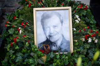 Jan Frycz, tak wygląda jego grób