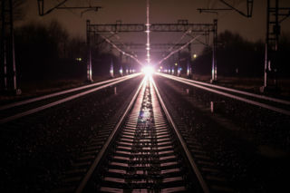 Zderzenie pociągów WKD w Warszawie. Co naprawdę wydarzyło się na Śródmieściu?