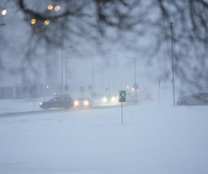 Śnieżyce przechodzą nad Polską. W Warszawie ogłoszono akcję ALFA