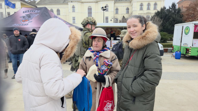 34. Finał WOŚP w Bydgoszczy przyciągnął tłumy! Blisko 700 wolontariuszy na ulicach