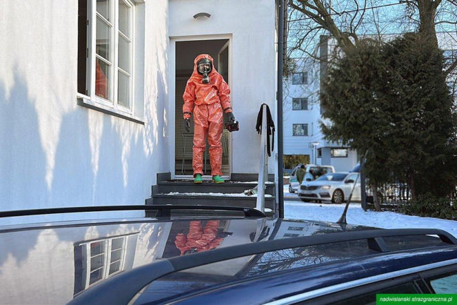 Szokujące odkrycie w domu jednorodzinnym. Urządzili sobie profesjonalne laboratorium mefedronu!