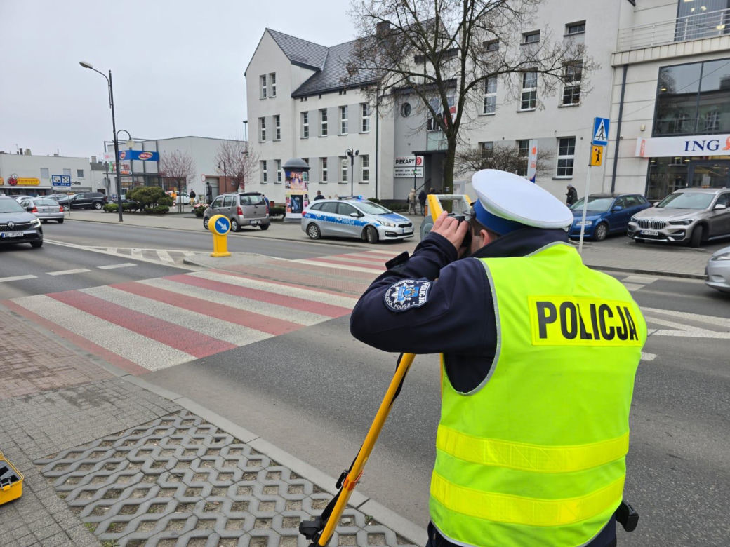 Piekary Śląskie: Wypadek przed Urzędem Miasta. 75-latek potrącił 85-latkę