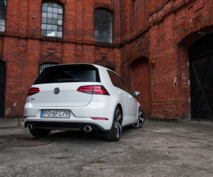 Volkswagen Golf 2.0 TSI GTI Performance 245 KM