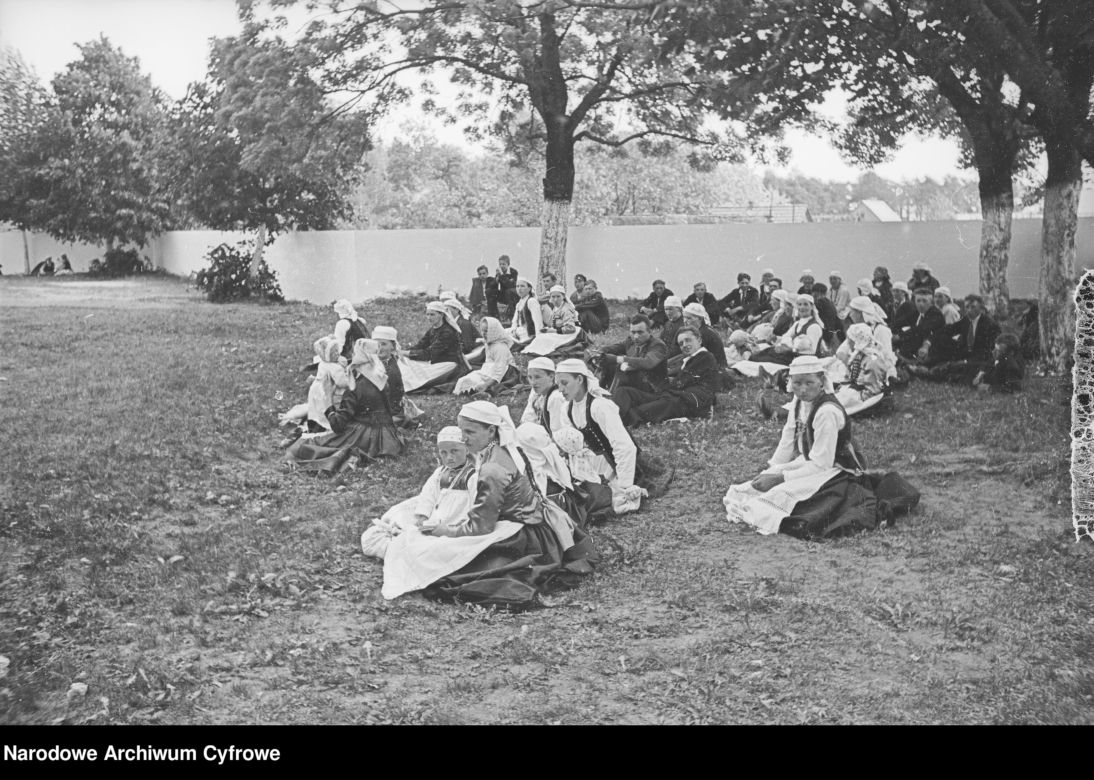 Tak wyglądało Boże Ciało na Kurpiach w 1937 roku. Te zdjęcia to prawdziwa podróż w czasie