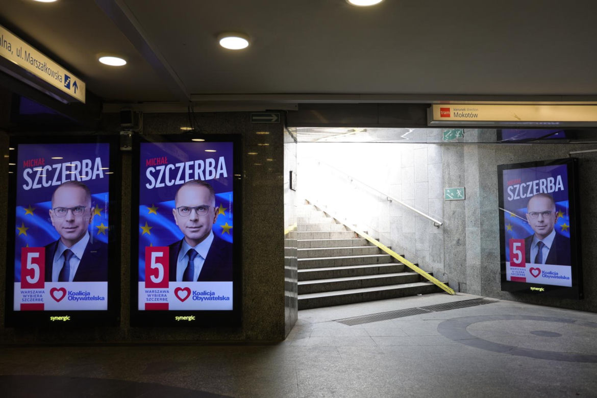 Plakaty wyborcze przed wyborami do Parlamentu Europejskiego 2024