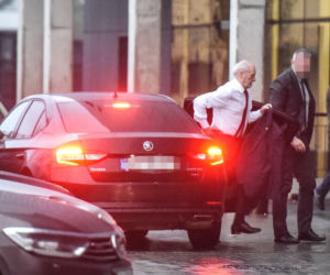 Ministrowie i duchowni zjeżdżają się na urodziny Radia Maryja