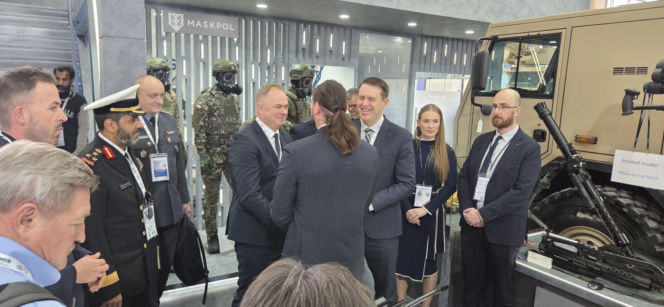 Borsuk i Ciężki BWP w Rijadzie. HSW prezentuje najnowocześniejszy sprzęt na światowych targach