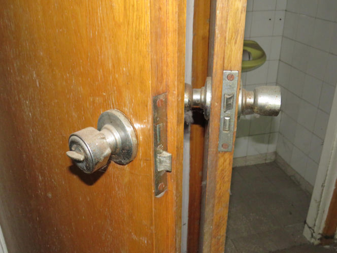 Wnętrze Szpiegowa w Warszawie