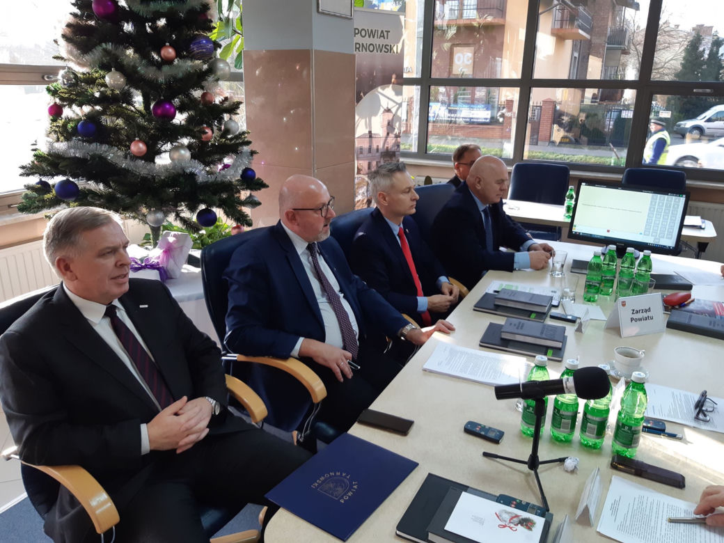 Mieszkańcy Wierzchosławic są WŚCIEKLI. Żądają naprawy mostu 