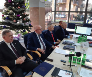 Mieszkańcy Wierzchosławic są WŚCIEKLI. Żądają naprawy mostu 
