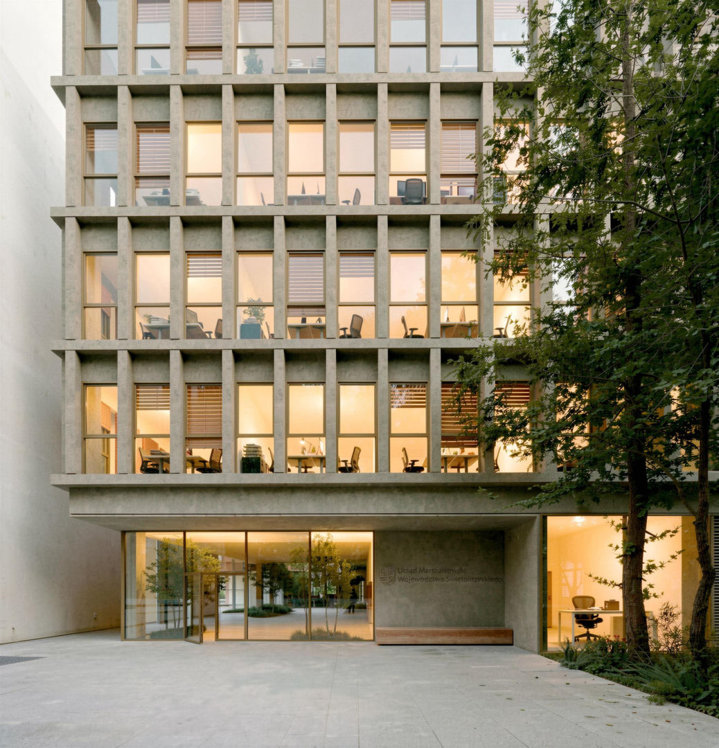 Rozbudowa Urzędu Marszałkowskiego Województwa Świętokrzyskiego w Kielcach wg NM Architekci
