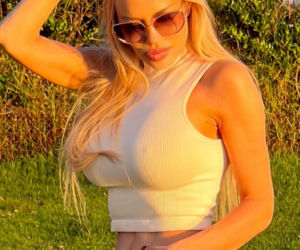 Była pierwszą nieoficjalną Miss Mundialu. Tak wygląda seksowna „matka chrzestna”