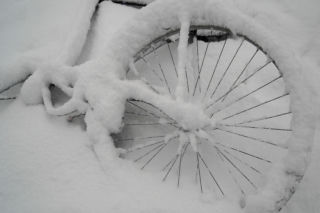 Lublin zimą: Jak cykliści oceniają poziom odśnieżania infrastruktury rowerowej? [AUDIO]