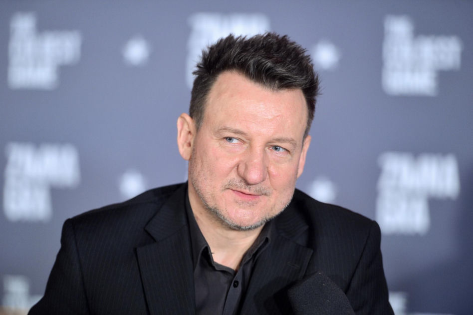 Robert Więckiewicz zaczynał w technikum budowlanym. Tak wyglądała jego niezwykła metamorfoza