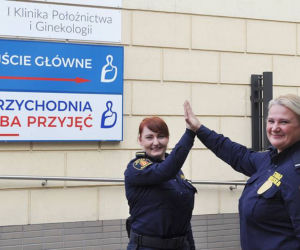 Strażniczki pomogły rodzącej kobiecie