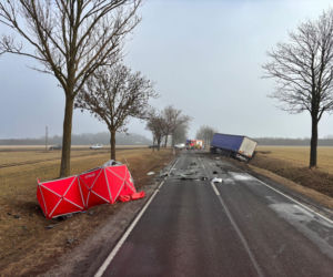 Tragedia na DK 15 niedaleko Inowrocławia! Kierowca osobówki zginął na miejscu [ZDJĘCIA]