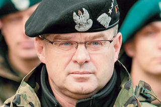 Gen. Waldemar Skrzypczak: Chcemy dać Rosji wygrać?