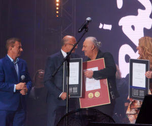 Plac Zamkowy wypełniony po brzegi! Koncert Bajmu w Lublinie