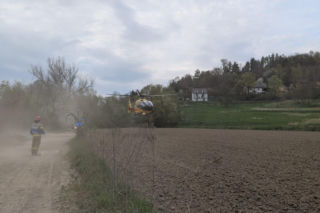 22-latek wpadł quadem do Raby. Reanimowano go na miejscu wypadku