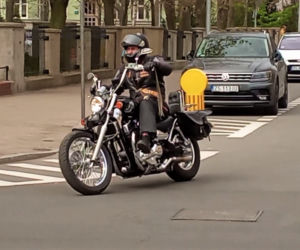 Moto Zające i Kurczaki niosą pomoc na Wielkanoc. Dziesiątki motocyklistów na ulicach Szczecina