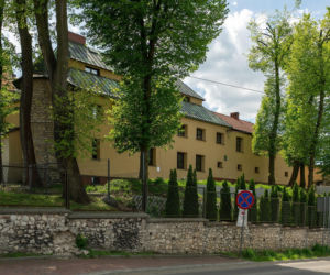 To jedno z najpiękniejszych miast Małopolski. W średniowieczu było wsią, w której mieszkali zakonnicy z Jerozolimy