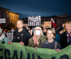 Ani jednej więcej. Najmocniejsze hasła na protestach po śmierci Izabeli z Pszczyny [ZDJĘCIA]