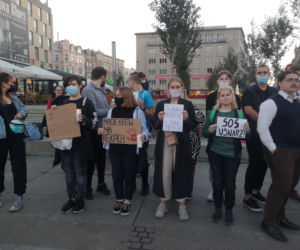 „Gdzie są dzieci z Michałowa?” – w Katowicach odbyła się cicha demonstracja
