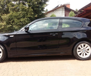 Pożar BMW 118d E81. Auto spłonęło na Podkarpaciu