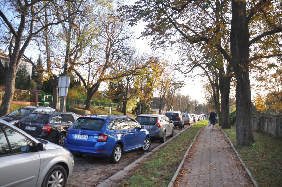 Przygotowania do Wszystkich Świętych 2023 w Kielcach