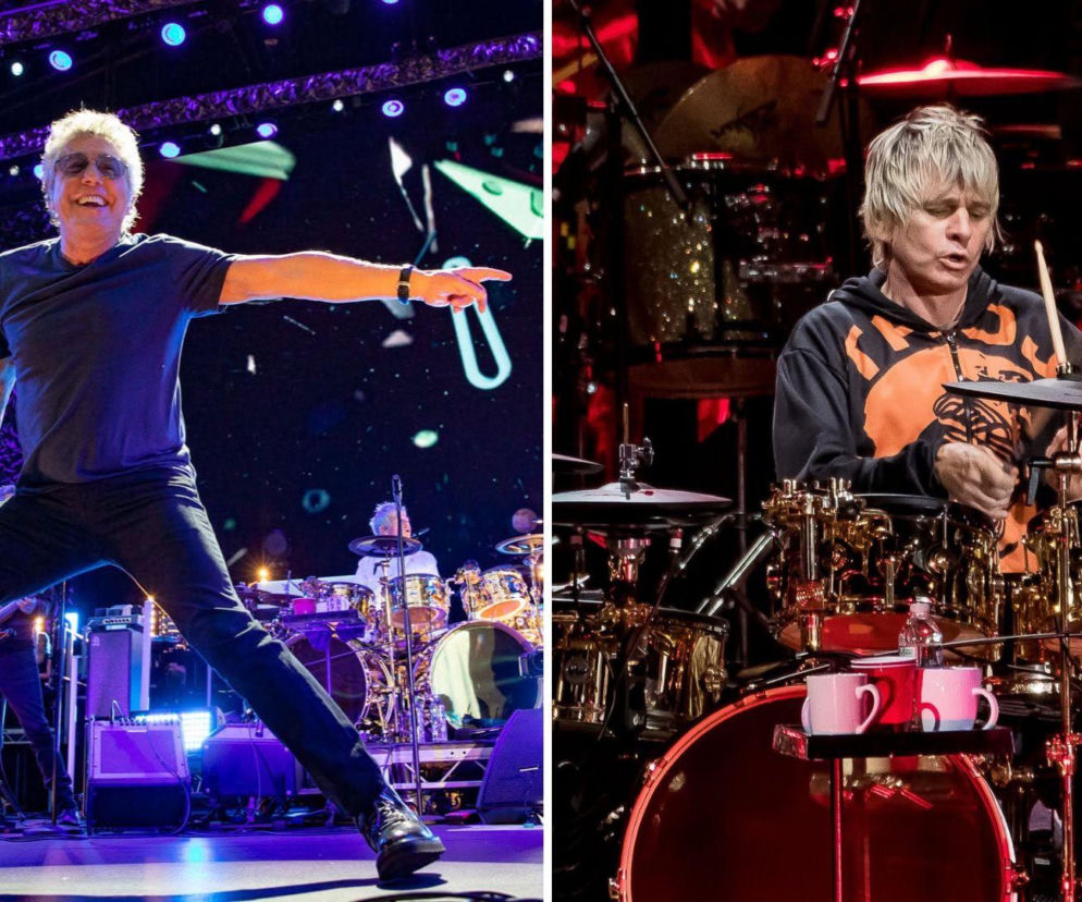 Uśmiechnięty wokalista Roger Daltrey na scenie. Obok perkusista Zak Starkey grający na bębnach. Więcej na EskaRock.
