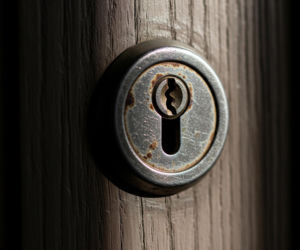 Błąd aplikacji. Niewinna kobieta pół roku w więzieniu, co jej zabrano?