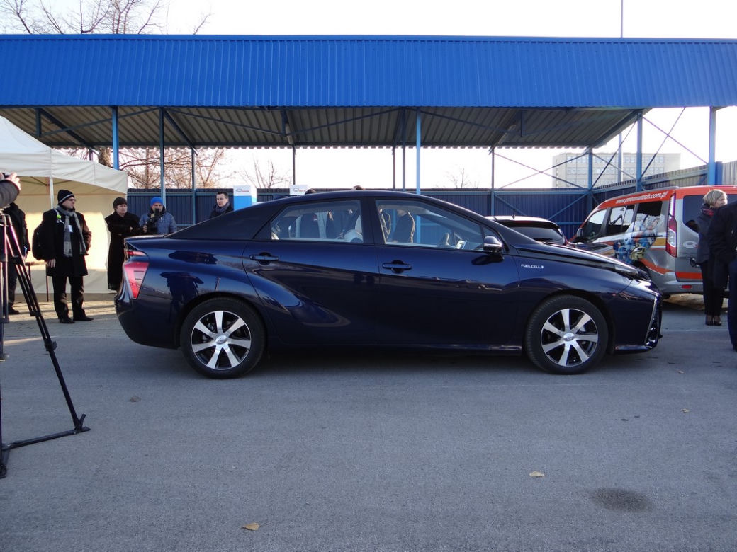 Toyota Mirai 2015
