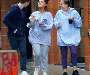 Ariana Grande na spotkaniu z przyjaciółmi