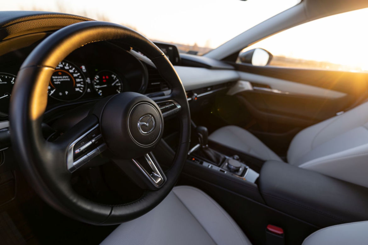 Mazda 3 Sedan Enso e-Skyactiv X