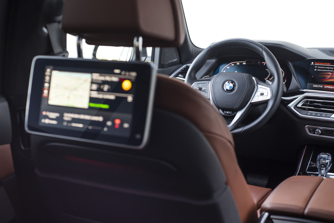 BMW X7 40i xDrive Steptronic 8