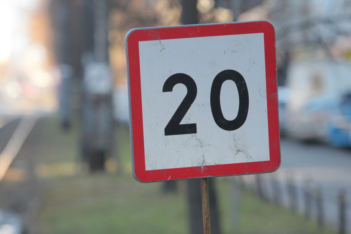 Torowisko na Al. Waszyngtona grozi katastrofą! Są ograniczenia dla tramwajów