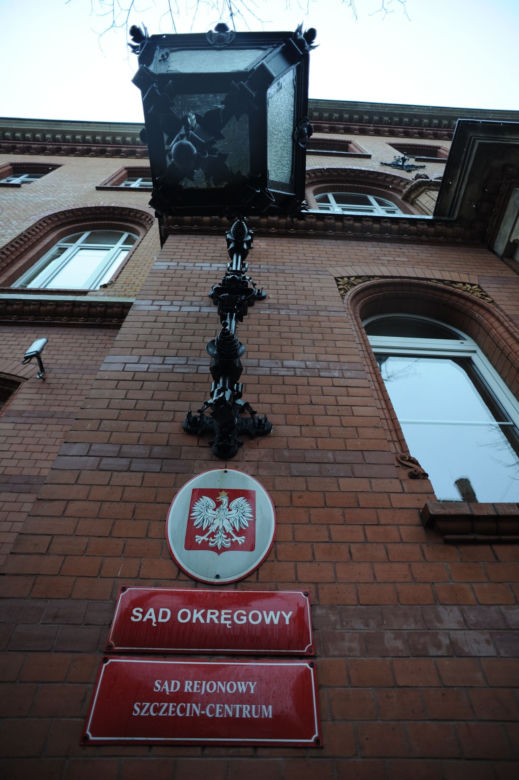Zabiła swoją córeczkę chwilę po narodzinach. Anna R. wciąż bez wyroku