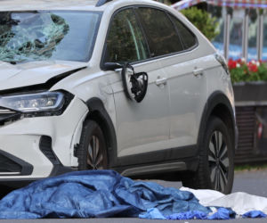 Dwoje zabitych i 80 rannych w Niemczech! Sprawca wjechał w tłum, był znany policji
