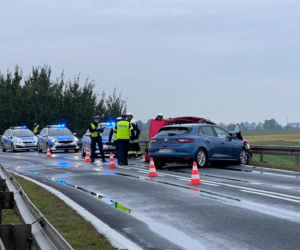 Śmiertelny wypadek w Mąkowarsku! Czarna seria na DK 25 [ZDJĘCIA]
