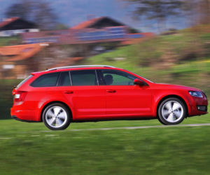 Nowa Skoda Octavia Combi 2013