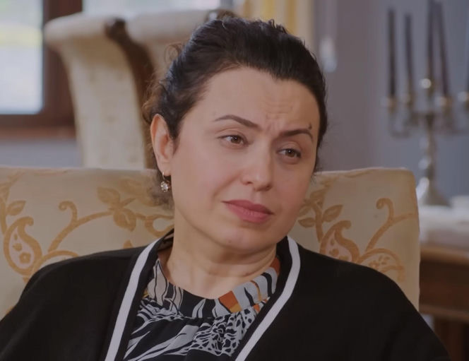 Miłość i nadzieja, odcinek 335. Cavidan