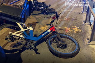 Rowerami dostarczali jedzenie, zderzyli się na wiadukcie. Polała się krew, jeden z nich stracił zęby!