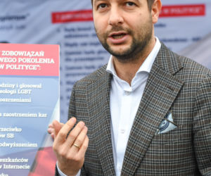 Patryk Jaki podpisał 7 zobowiązań