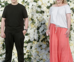 Dominika Ostałowska i jej syn Hubert Zduniak